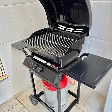 Con Patio Grande Y Barbacoa! Апартаменты